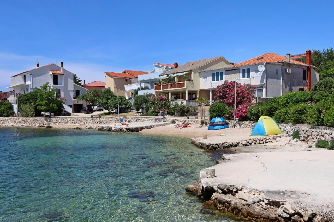 Apartments With A Parking Space Mandre, Pag - 16836 Extérieur photo